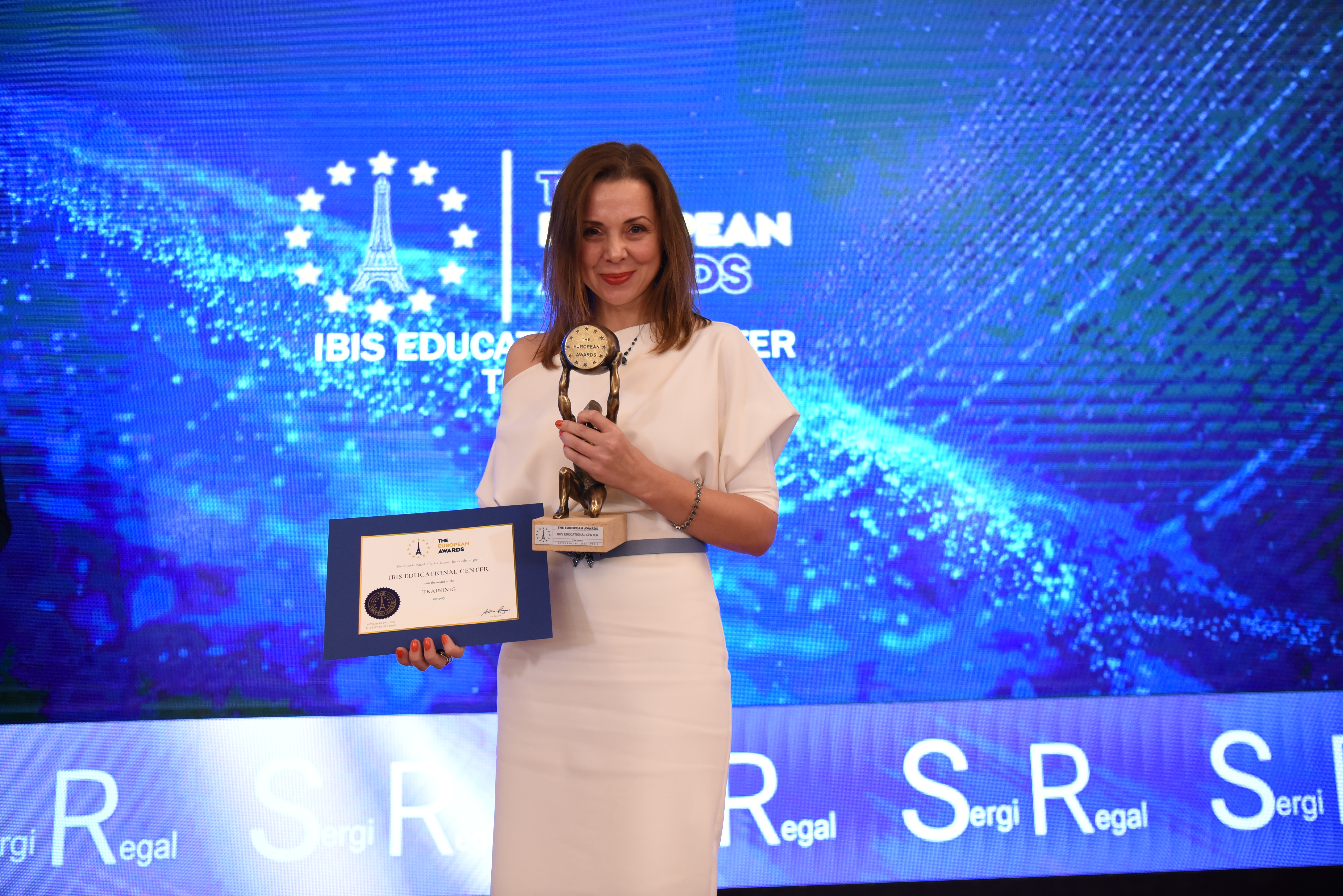 4. Ibis Educational Center. Mariana Marinescu.JPG